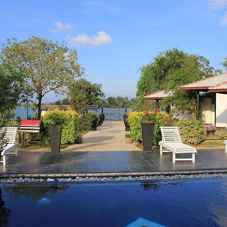 Flower Garden Lake Resort Tissamaharama Exteriér fotografie